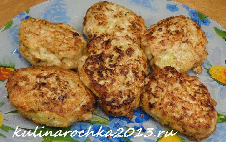 Как сделать котлеты из куриного фарша с кабачком Как сделать котлеты из куриного фарша с кабачком