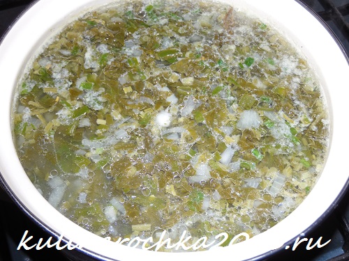 зелёный суп из щавеля