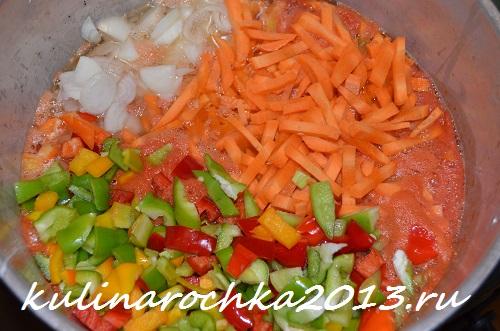 салат с рисом и овощами